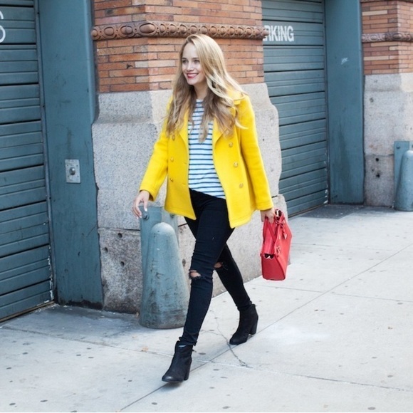 J. Crew majesty yellow button pea coat size 4 great condition - Picture 8 of 9